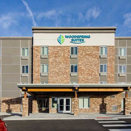 Woodspring Suites Thornton-North Denver ภายนอก รูปภาพ