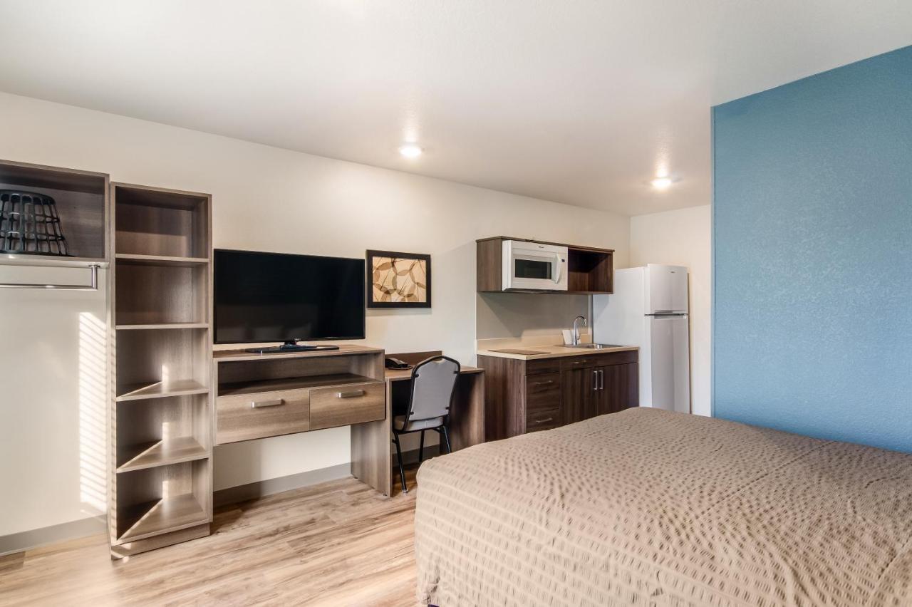Woodspring Suites Thornton-North Denver ภายนอก รูปภาพ