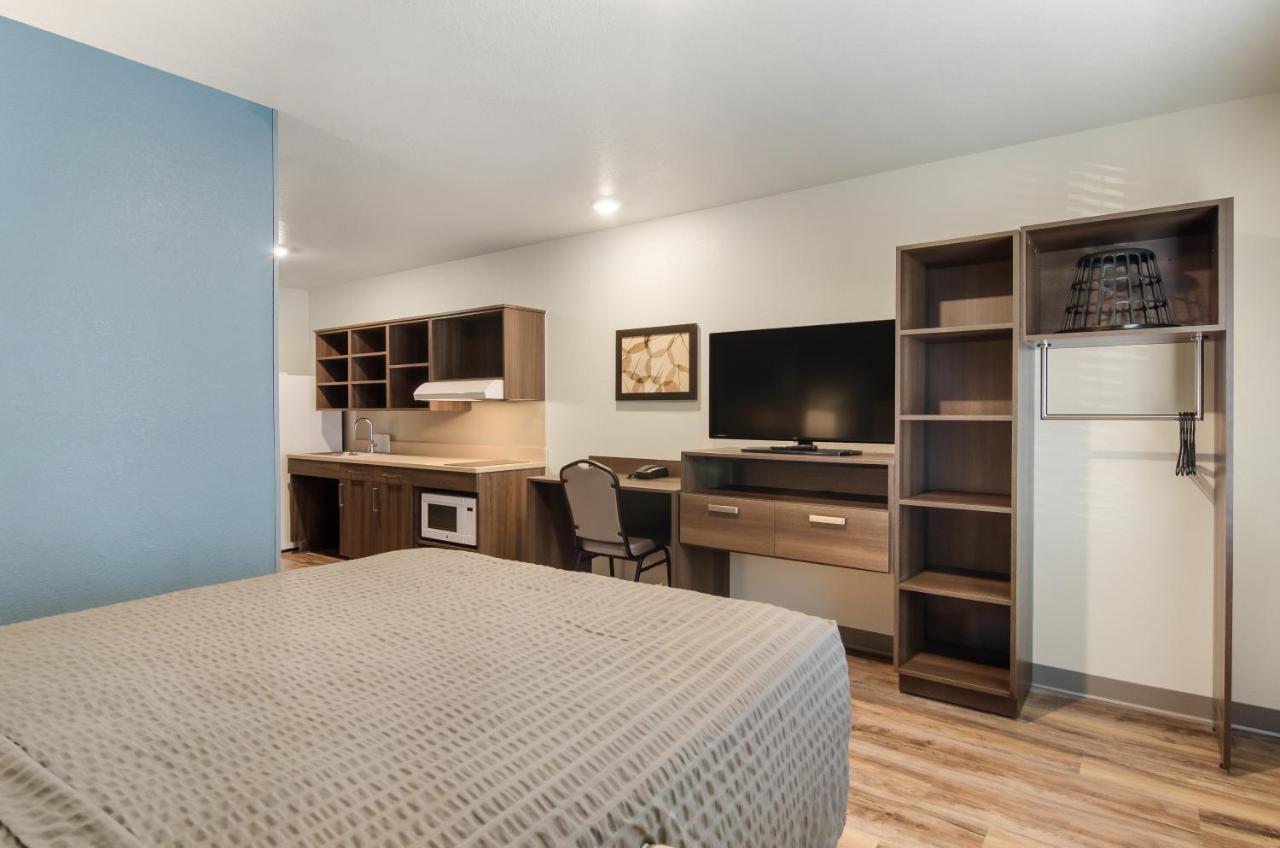 Woodspring Suites Thornton-North Denver ภายนอก รูปภาพ