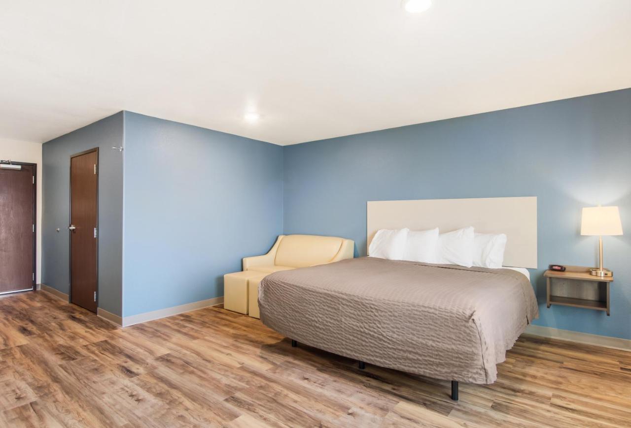 Woodspring Suites Thornton-North Denver ภายนอก รูปภาพ