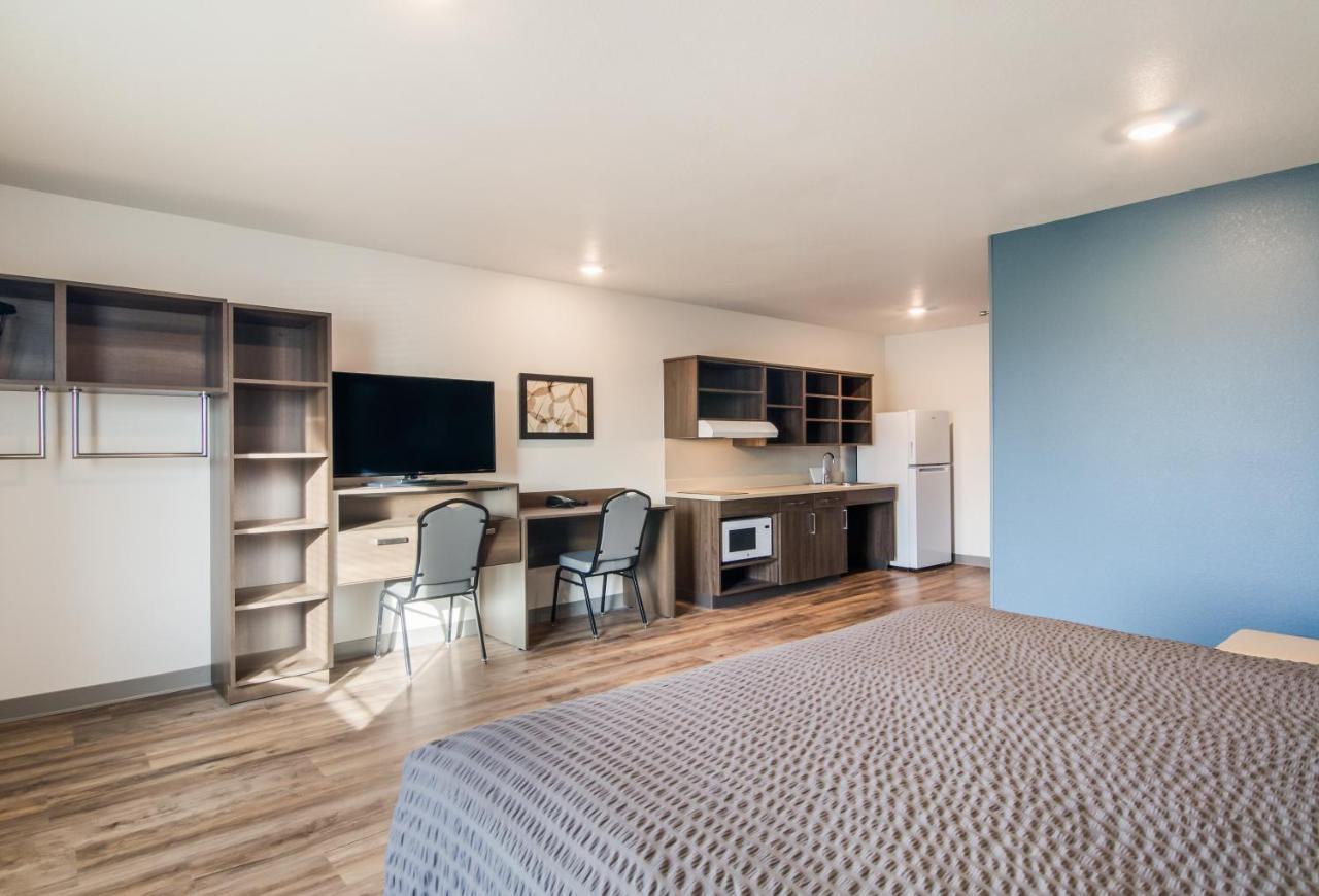 Woodspring Suites Thornton-North Denver ภายนอก รูปภาพ